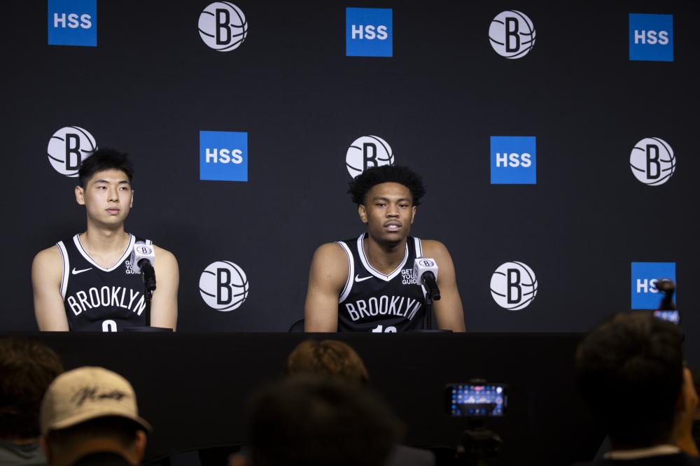 路提供宝贵 路提供宝贵