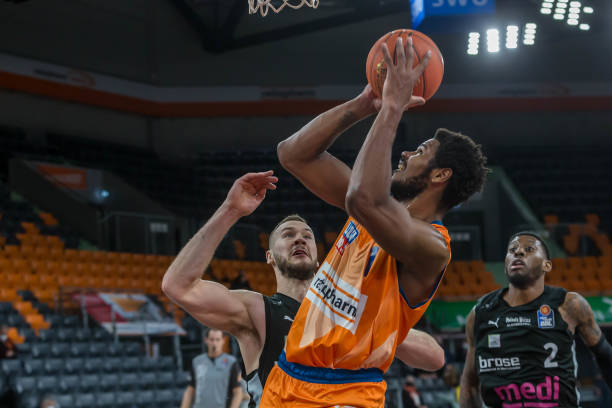 周琦复出 周琦复出